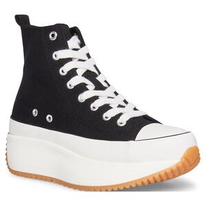 Madden Girl Winnona sneakers!💗